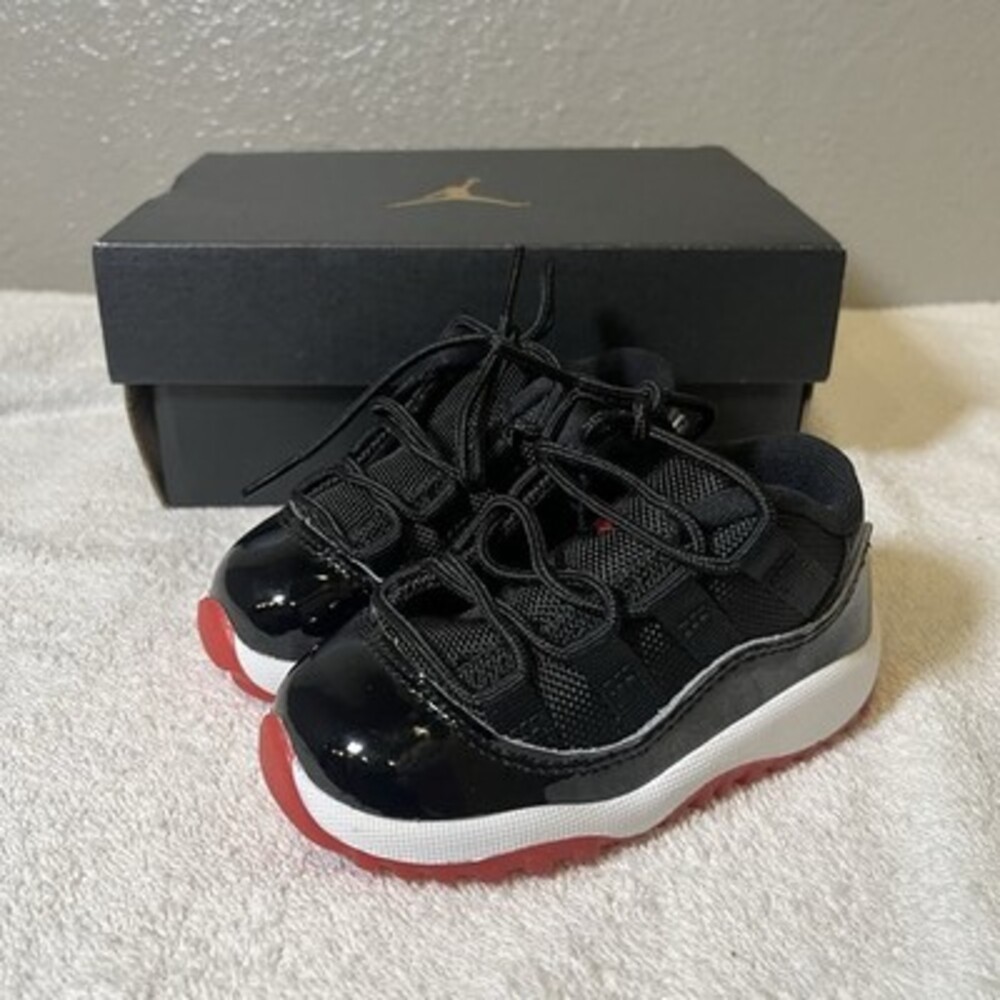 Jordan 11 Retro Low TD Toddler 6C Black Varsity Red White w/ Box